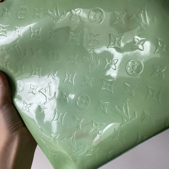 Louis Vuitton Green Monogram Vernis Reade MM Tote Bag - Picture 3 of 9